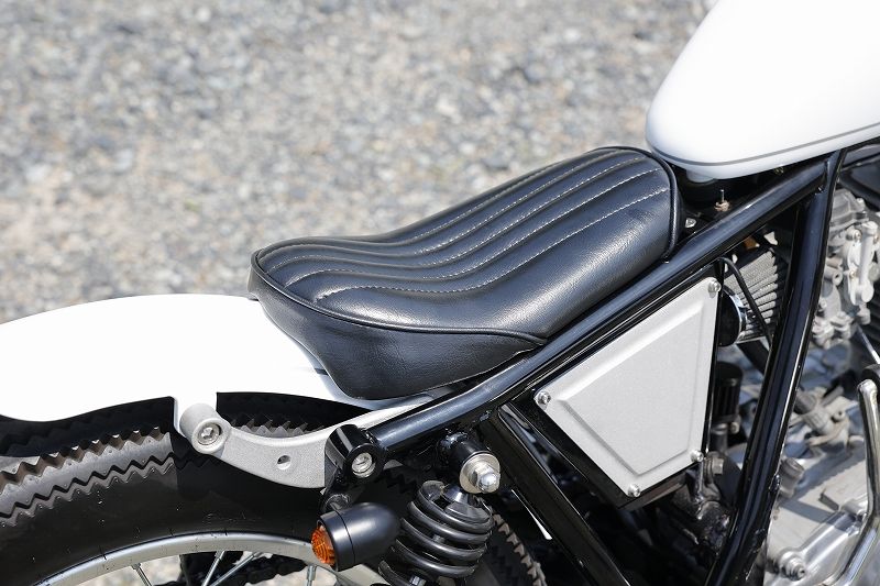 美品　未使用　SR400　 XS650 等に